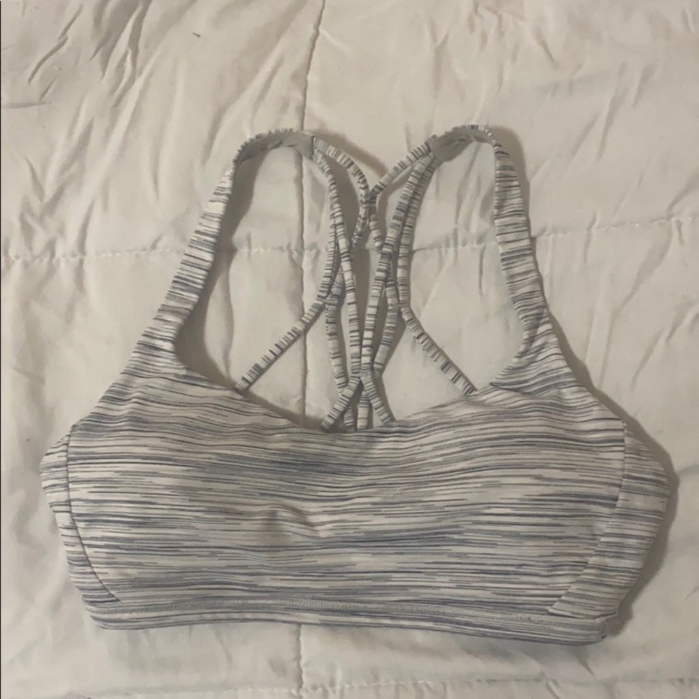 Lulu lemon free to be sports bra